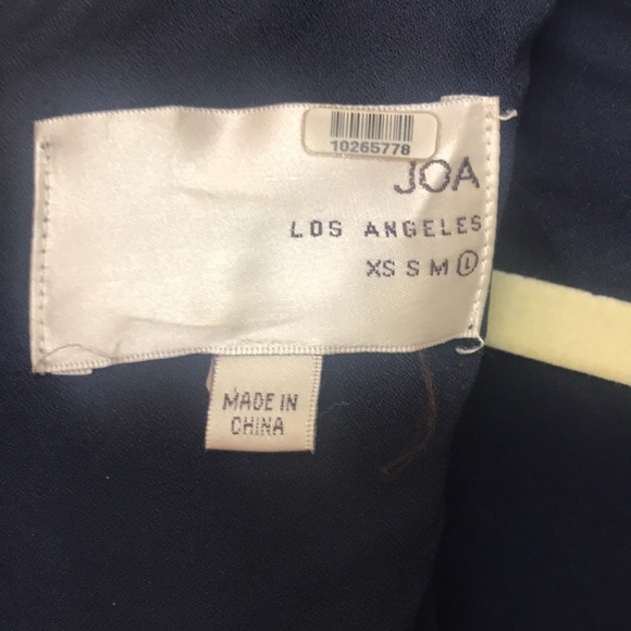 J.O.A dark navy sequin top with zipper detail - Picture 5 of 7